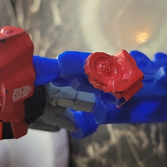 Transformers Optimus prime mini figure plastic toy for kid robot - Picture 5 of 7